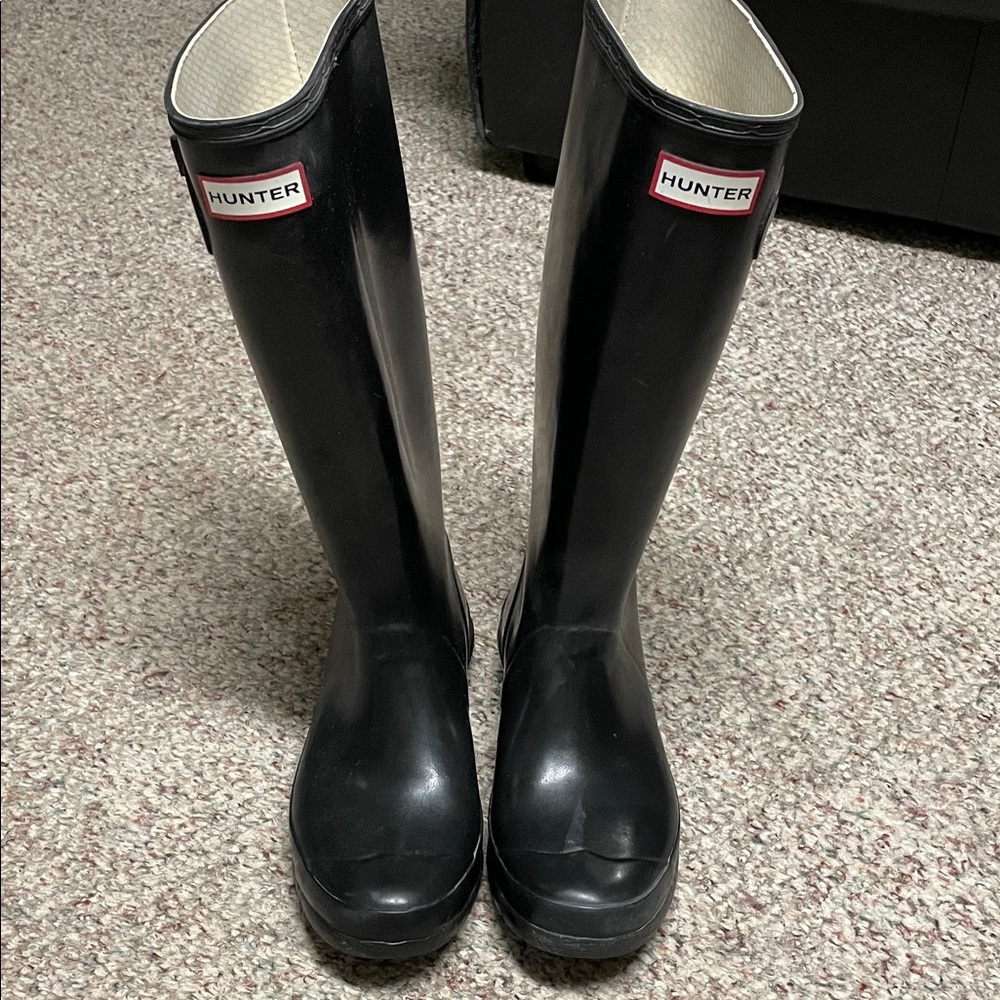 Hunter Classic Black Tall rain Boots with buckle strap